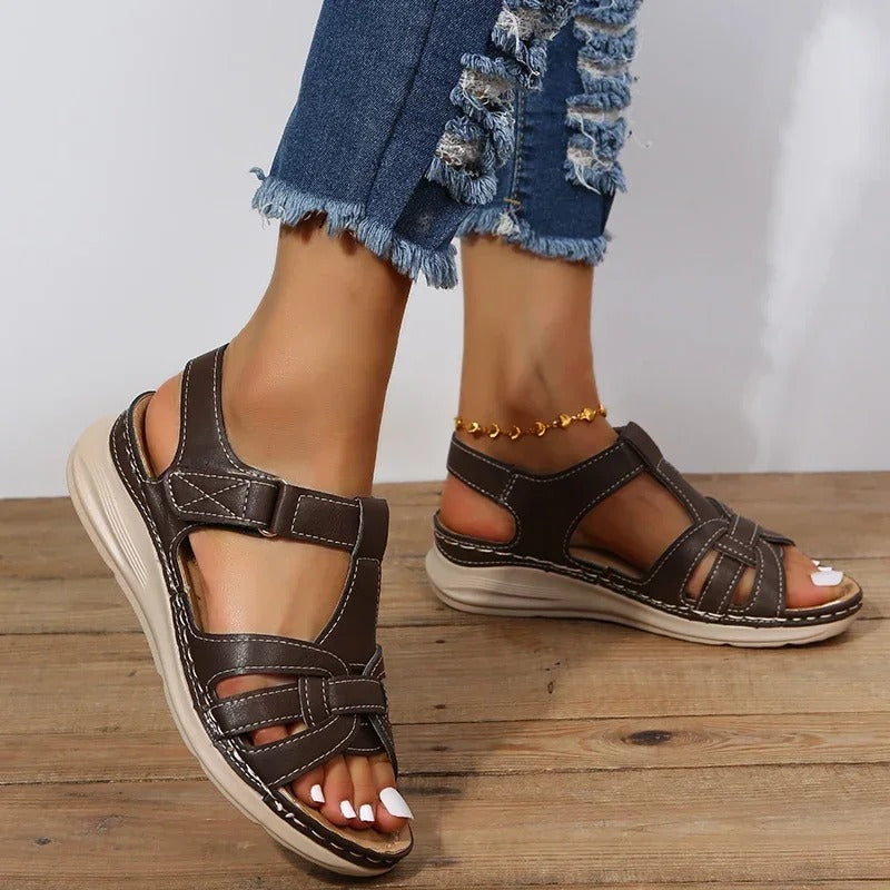 URSULA | Orthopedic leather sandals